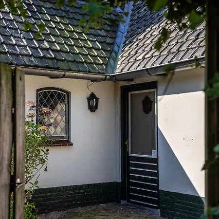 Koetshuis Villa *